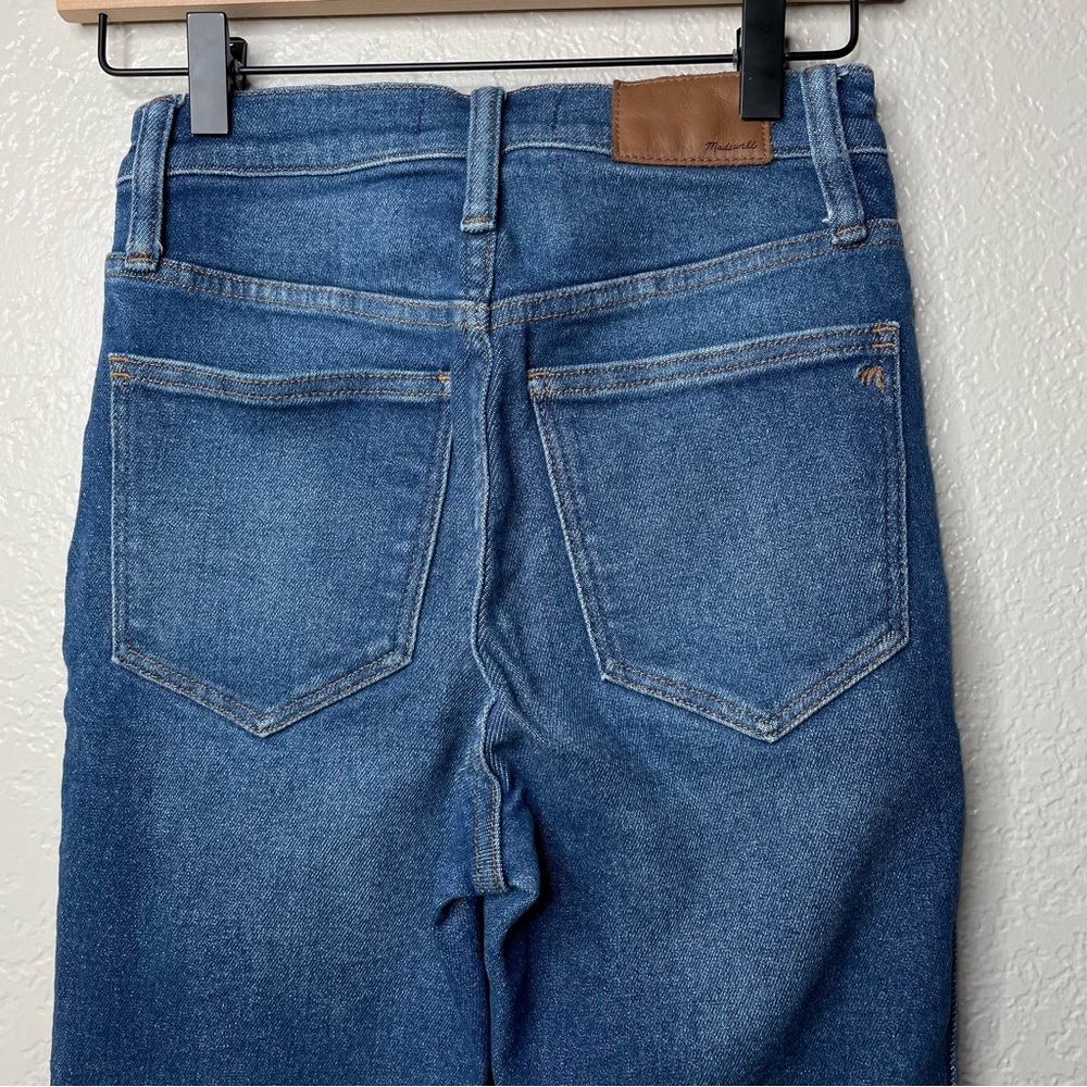 Madewell Women’s 10" High-Rise Skinny Jeans in Winston Wash - Picture 8 of 11